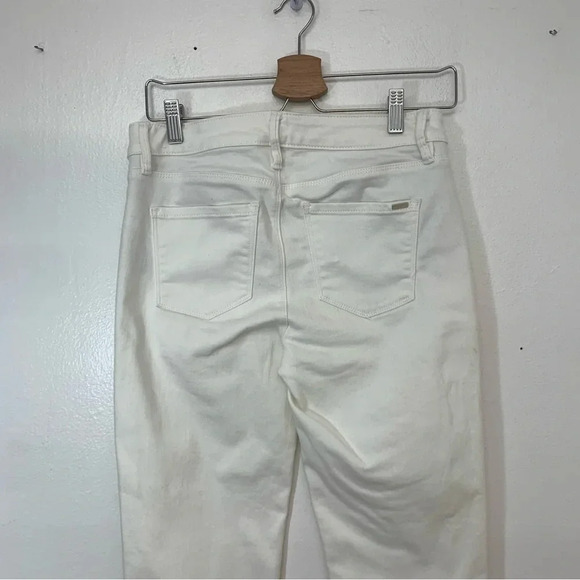 WHBM Jean Woman Size 2 White Slim Crop Mid Rise Pockets Tapered Stretch - Picture 7 of 13